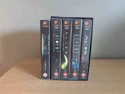 Toradh íomhá ar Alien Fox Comic