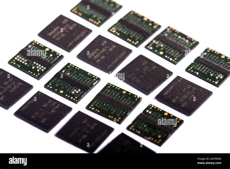Toradh íomhá ar Types of Computer Memory Chips