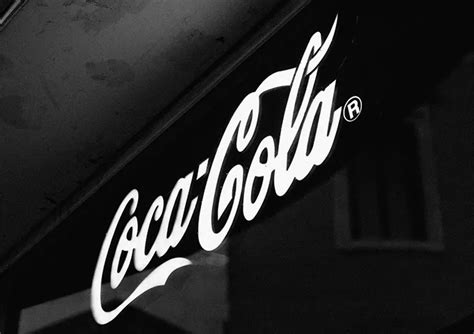 Brand Logo with Text に対する画像結果