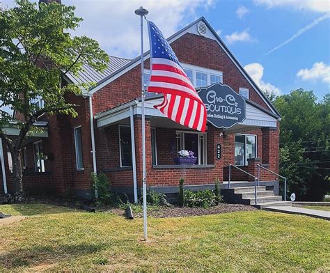 Toradh íomhá ar First Class Sass