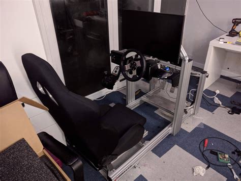 Toradh íomhá ar SimLab GT1 Monitor Mount