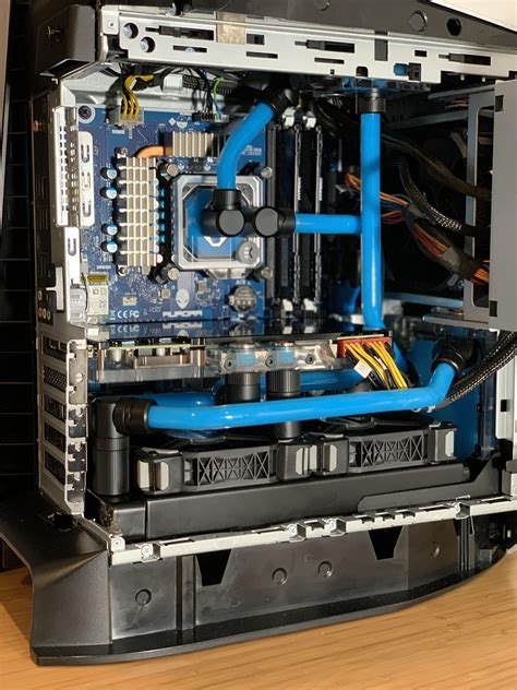 Toradh íomhá ar Alienware Case