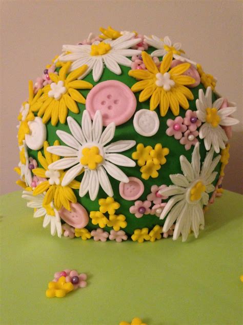 Image result for Simple 2 Layers Cake Spring Flower