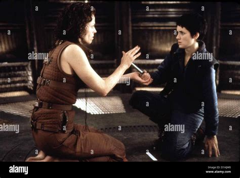 Alien Resurrection Ripley Child に対する画像結果