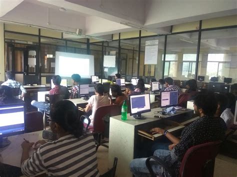 What Course Will a Computer Engineering Student Take に対する画像結果