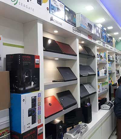 Computer Store Interior Design Ideas に対する画像結果