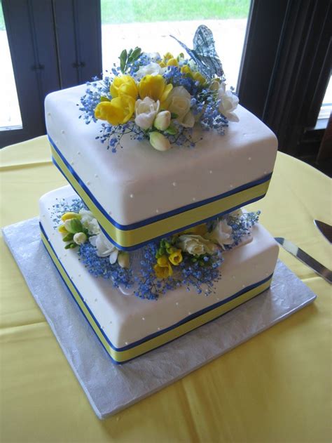 Image result for Simple 2 Layers Cake Spring Flower