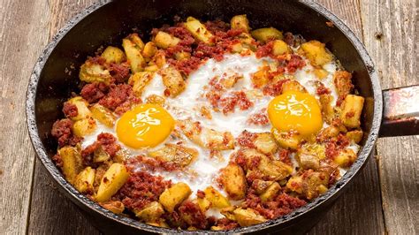 National Corned Beef Hash Day に対する画像結果