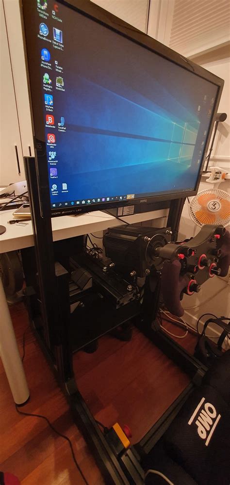 Toradh íomhá ar SimLab GT1 Monitor Mount