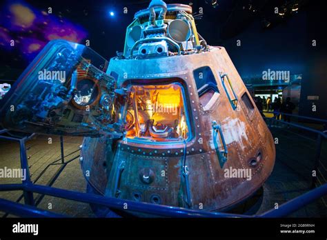Toradh íomhá ar Apollo 17 Command Module