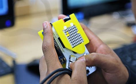 Toradh íomhá ar Boolean Table with Colour