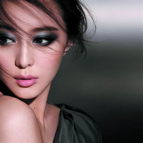 Kooky Girl Wallpaper に対する画像結果