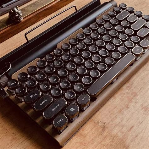 Retro Typewriter Keyboard | ArtDigest® Official Store