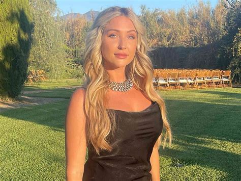 Taylor Hasselhoff Sign Language Interpreter に対する画像結果