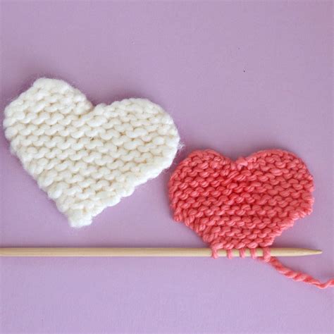 Knit Heart Pattern に対する画像結果