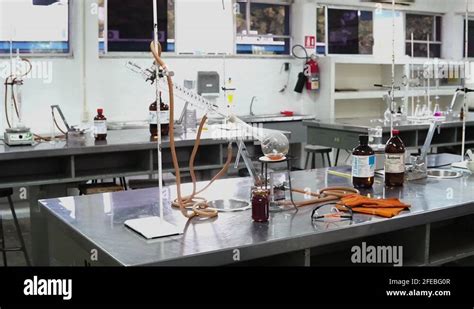 Science Lab Experiments に対する画像結果