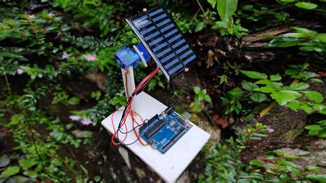 Afbeeldingsresultaten voor Solar Tracking Arduino