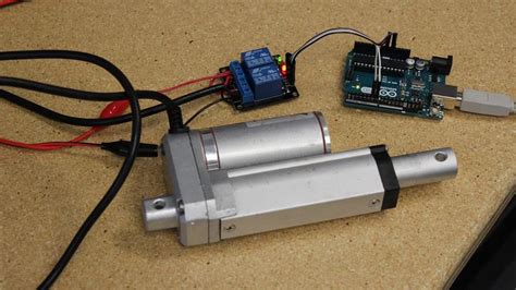 Toradh íomhá ar Linear Actuator with 5V Relay Module