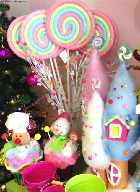 Candyland Christmas Decorations に対する画像結果