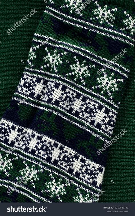 Dark Emerald Green Color に対する画像結果