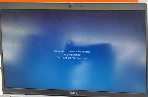 Toradh íomhá ar Windows Update Restart Looping