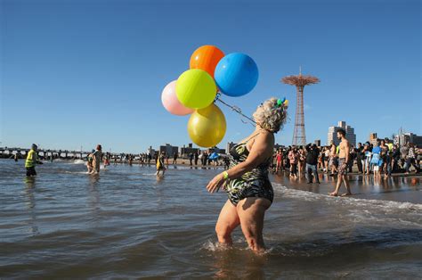 Afbeeldingsresultaten voor Coney Island Today