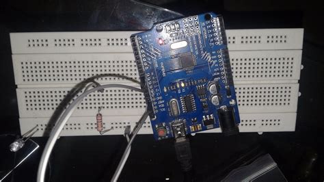 Toradh íomhá ar Arduino Getting Started Blinking LED Project