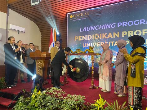 Afbeeldingsresultaten voor Launching Program Contoh