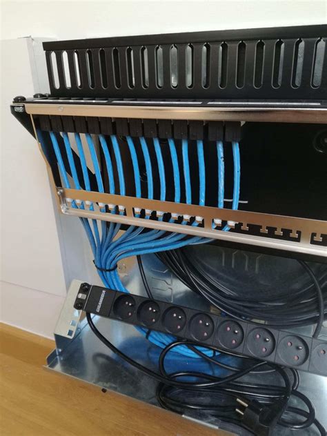 Image result for Logiciel Cablage Informatique