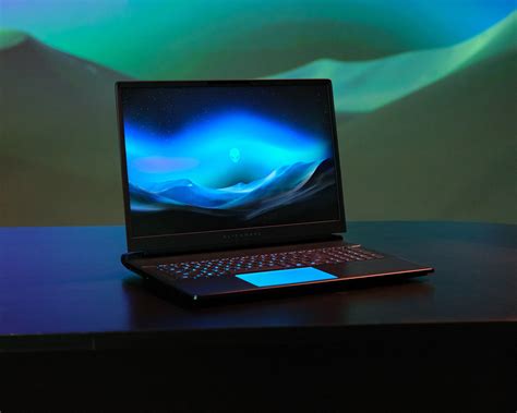 Toradh íomhá ar Alienware Area 51 766