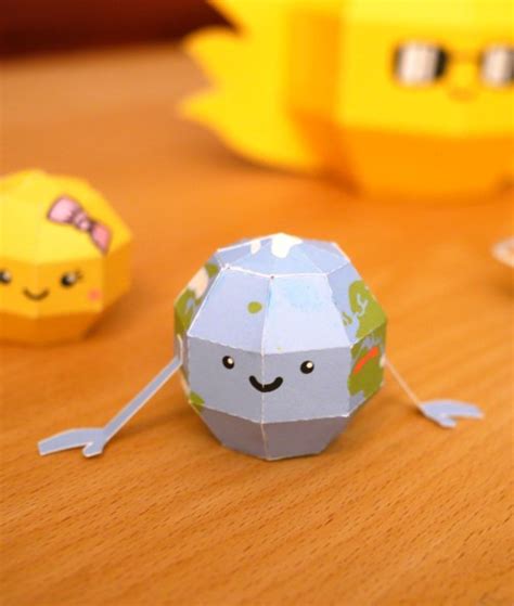 Solar System Papercraft に対する画像結果