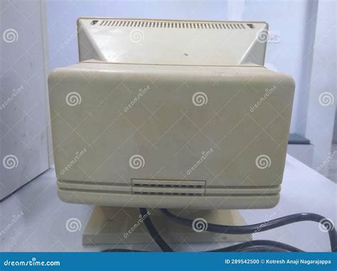 90s Computer Monitor Side View に対する画像結果