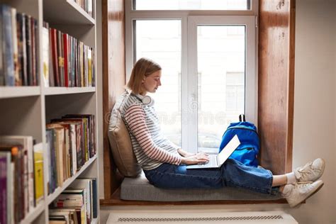 Afbeeldingsresultaten voor Relaxing Library