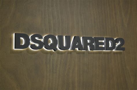 Custom LED-backlit Signs に対する画像結果