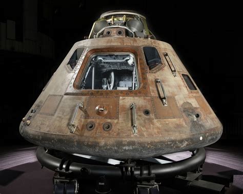 Toradh íomhá ar Apollo Command Module Heat Shield