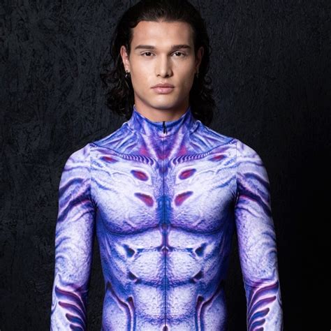 Alien Outfit Human に対する画像結果