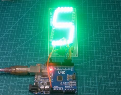 Image result for Arduino 7 LED