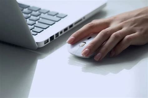 Left-Handed Mouse and Keyboard Setup-साठीचा प्रतिमा निकाल