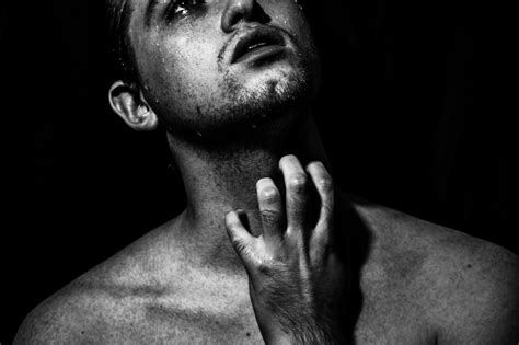 Self Portrait Reflection に対する画像結果