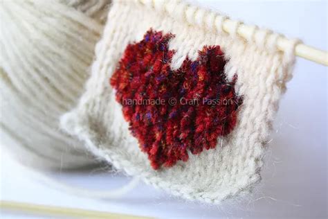 Knit Heart Pattern に対する画像結果