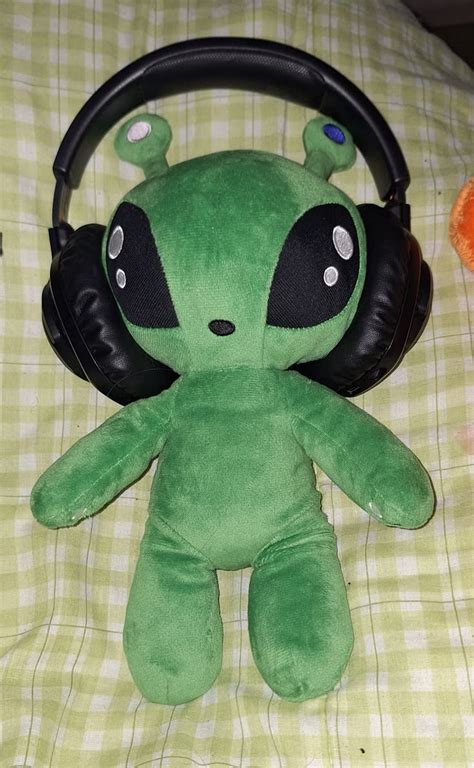Toradh íomhá ar Alien Plush PFP