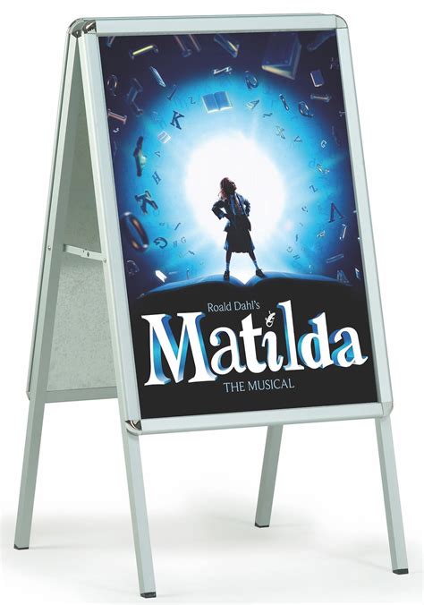 Frame Display Poster に対する画像結果