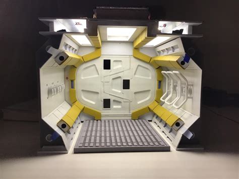 Alien Nostromo Airlock Platform に対する画像結果