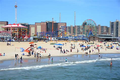 Afbeeldingsresultaten voor Coney Island Today