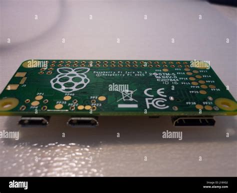 Image result for Raspberry Pi Zero Front and Back