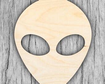 Alien Cut Out Wood に対する画像結果