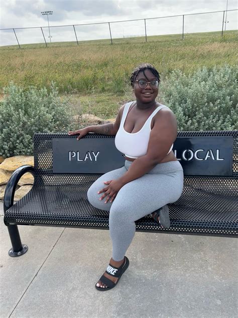 Toradh íomhá ar School Computer Lab Building Design