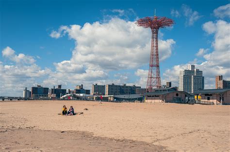 Afbeeldingsresultaten voor Coney Island Today