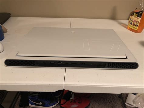 Alienware X17 RTX 3080 に対する画像結果