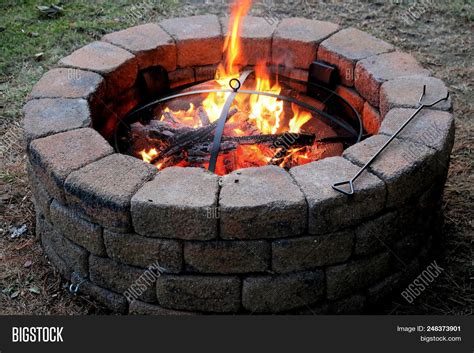 Stone Open Fire Image に対する画像結果